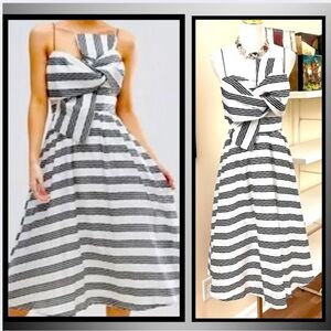 NWT ASOS,Bow-Front,B&WStriped,Twirl-able Dress,Excellent Condition, Size 8P